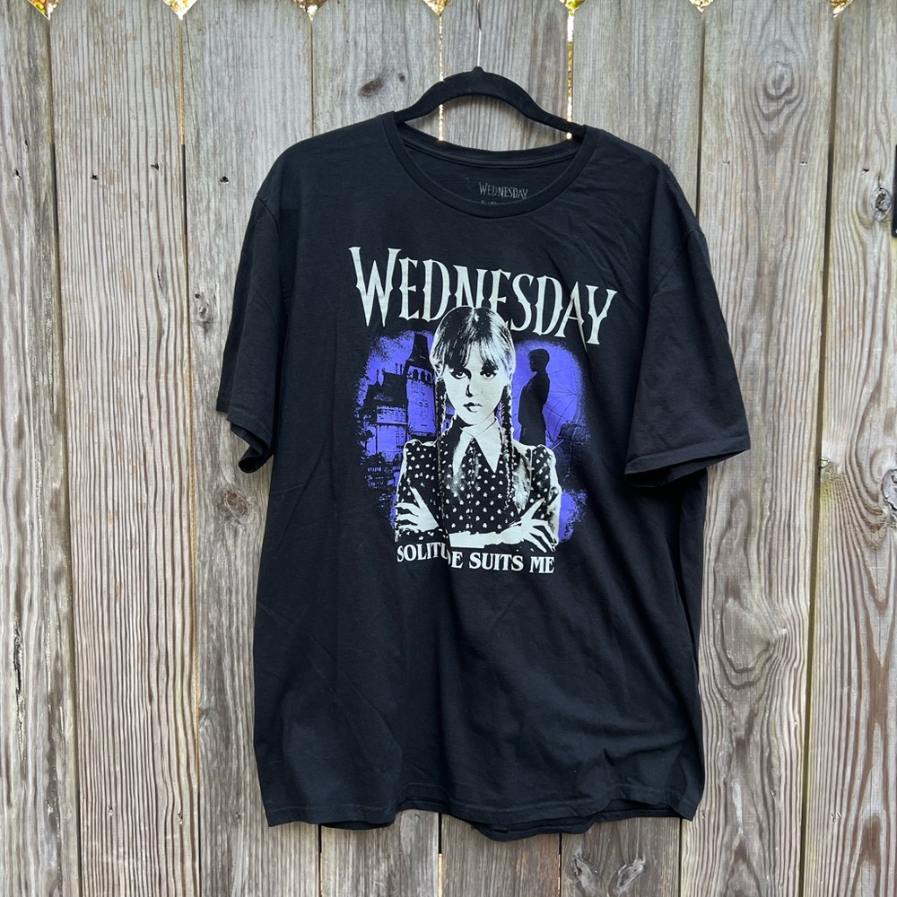 WEDNESDAY Adams Family Solitude Suits Me T Shirt Womens XL